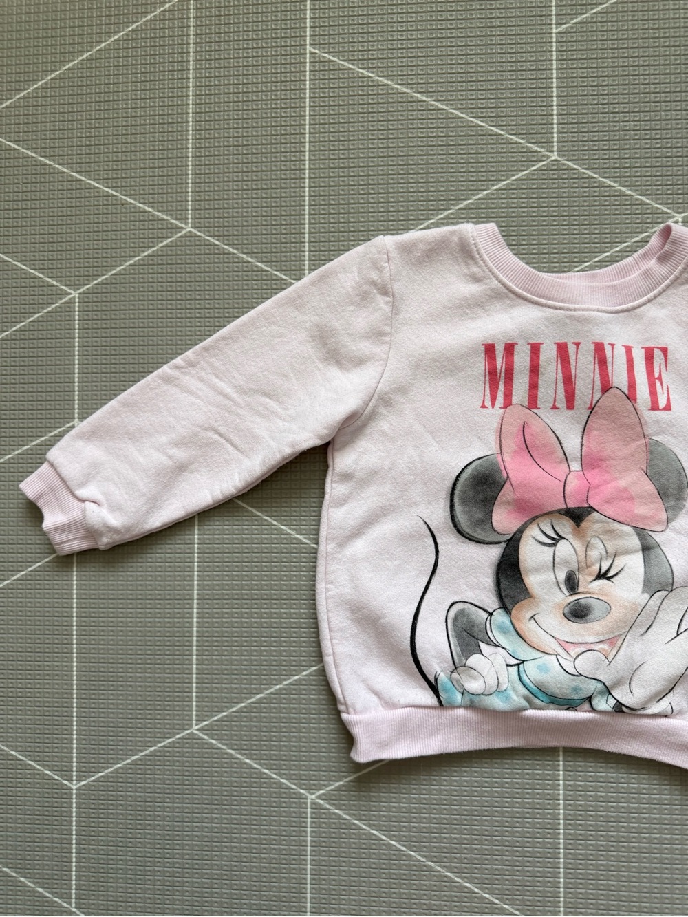 Disney|FREE w kids purchase,Minnie Mouse Pink Graphic crewneck Sweatshirt 4T•••